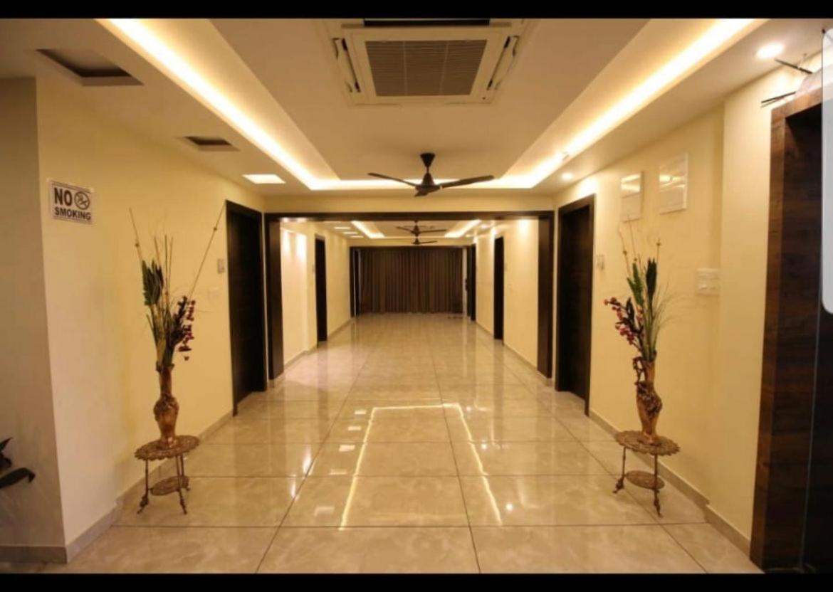 The Butterfly Luxury Serviced Apartments Visakhapatnam Exteriör bild