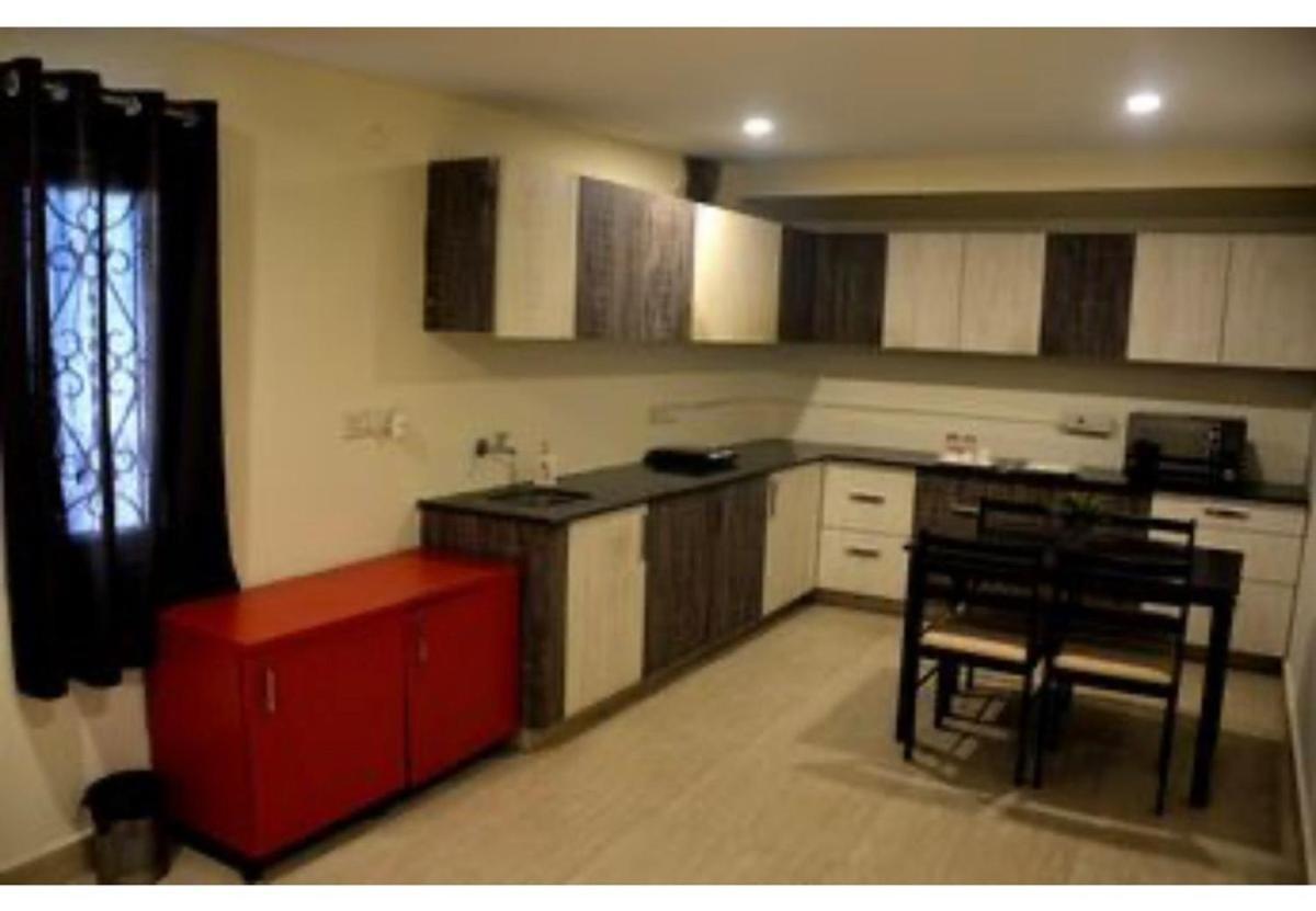 The Butterfly Luxury Serviced Apartments Visakhapatnam Exteriör bild